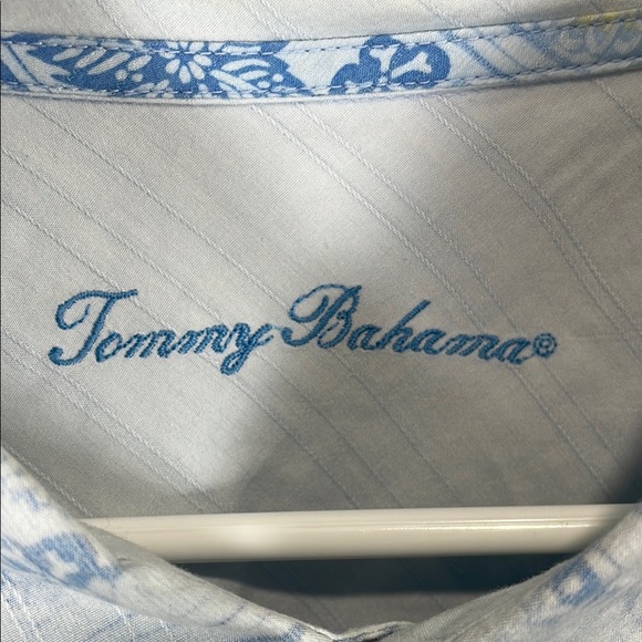 Tommy Bahama Light Blue Casual Button Down Shirt - Picture 2 of 9